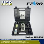 Turbidímetro portátil EZODO modelo TUB-430 en su maletín con accesorios.
